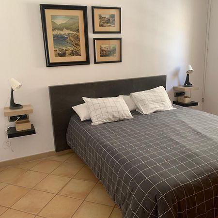 Chic Apartment Beach Mataró Екстериор снимка